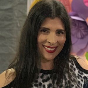 Meet your Posher, Eva